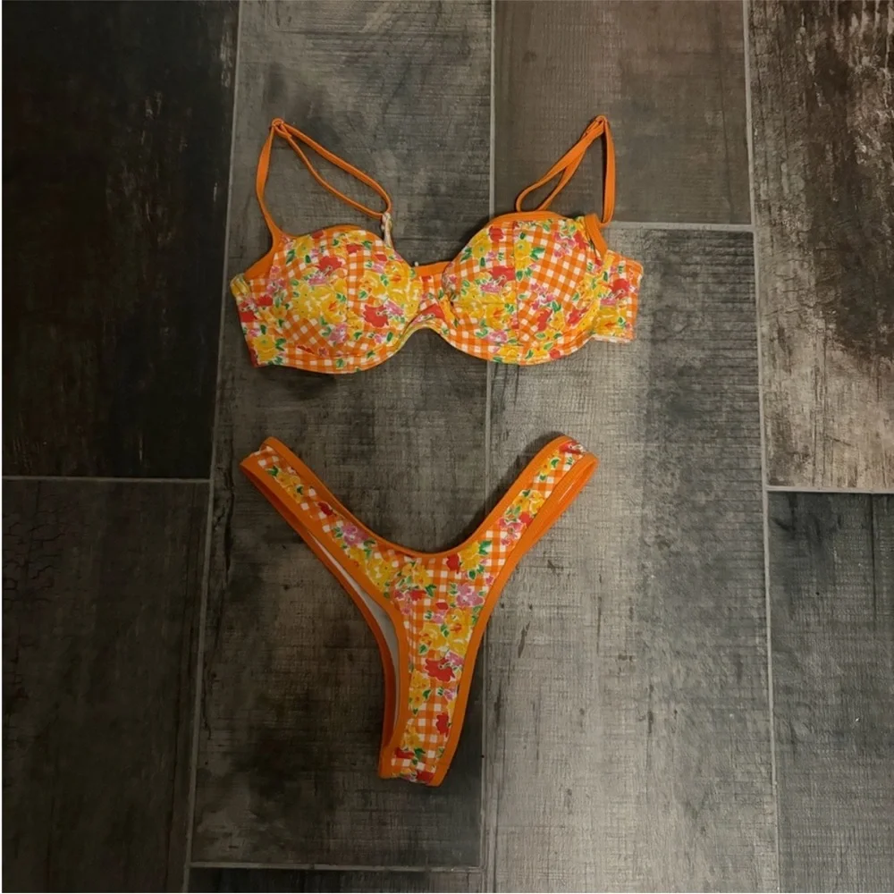 Frankie’s Bikinis Dean Floral Underwire Bikini Set - Picture 8 of 8